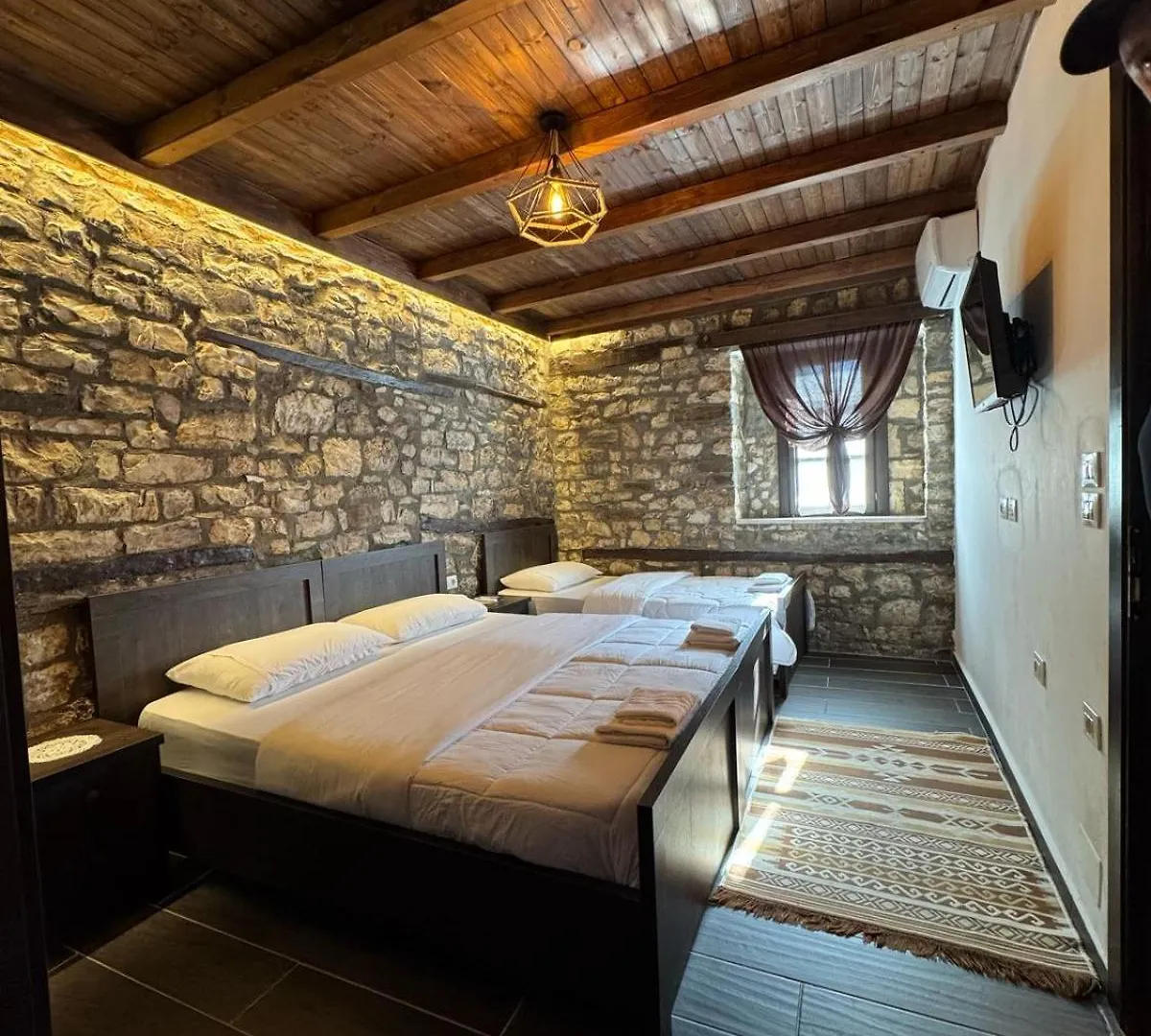 Hotel Bujtina Bega Berat Albania