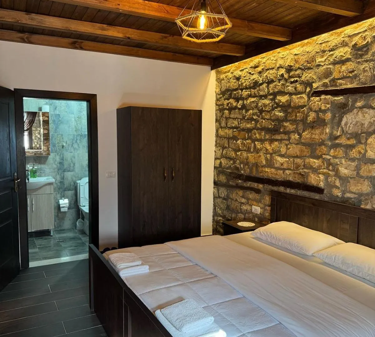 Hotel Bujtina Bega Berat 0*,